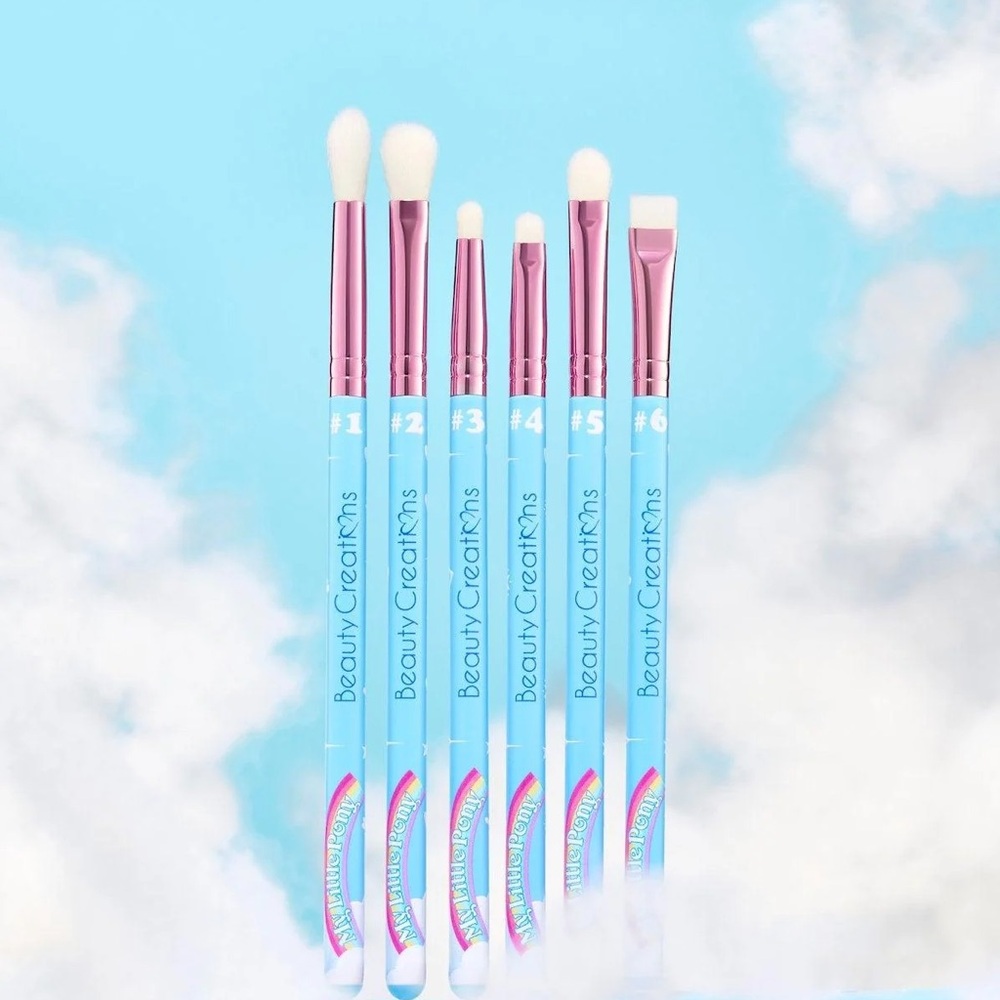 Beauty Creations Blue Makeup Brush Set